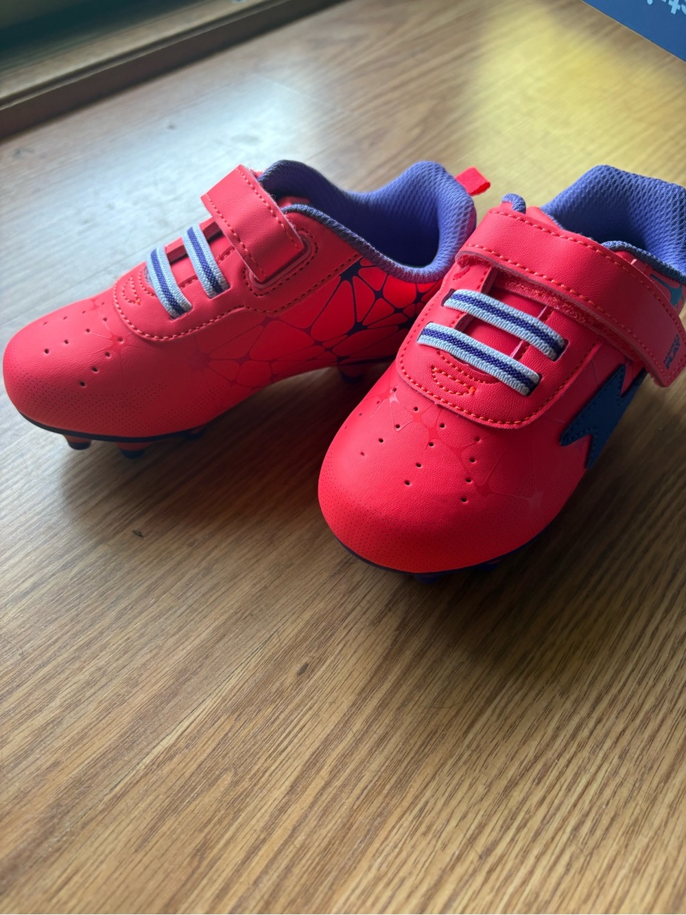Stride Rite Little Kids Soccer Cleats Never worn